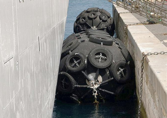 Defensas neumáticas de goma para las naves que flotan la defensa costera de Yokohama