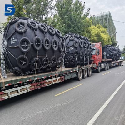 Fender de caucho para buques de bajo mantenimiento certificado ABS Apto para aplicaciones marinas Puerto de carga Puerto de Qingdao Durable
