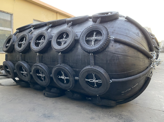 Topes del muelle de ISO17357 que atracan Marine Pneumatic Rubber Fenders Ship