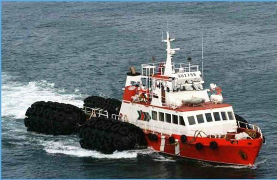 Defensa flotante STS ISO17357 Marine Fenders neumática de goma de la honda