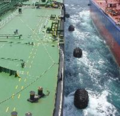 La defensa de Yokohama de la nave de Shunhang clasifica ISO 17357 Marine Dock negra