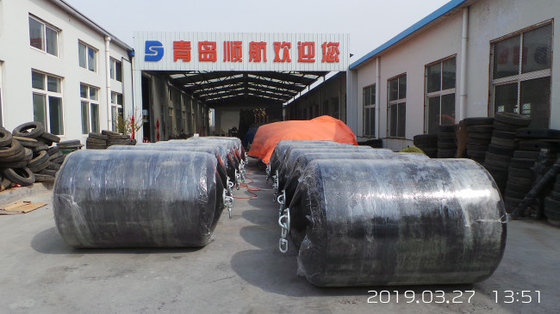 Boya que flota al guardia Fenders Polyurethane Elastomer de EVA Foam Fender Marine Ocean