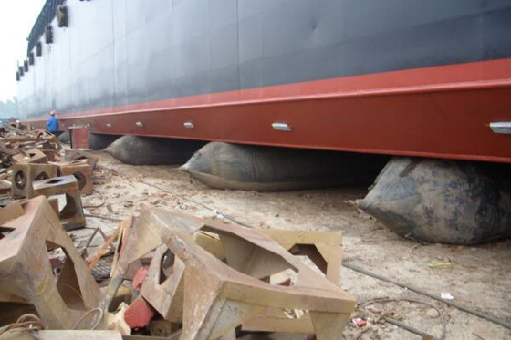 Atracando el saco hinchable de goma de la nave salve el saco hinchable neumático de lanzamiento flotante