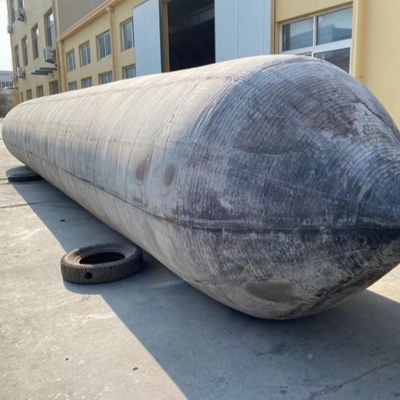 Saco hinchable de goma de la nave del HDG bueno llevando el barco inflable que pone en marcha la explosión anti